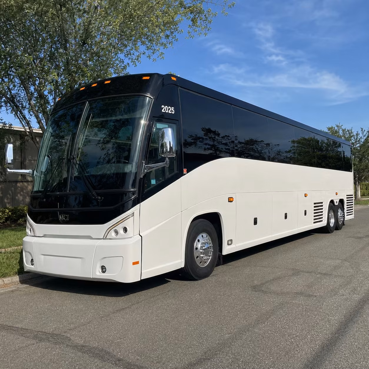 charter bus rentals for government events conferences and civic functions in huntington beach
